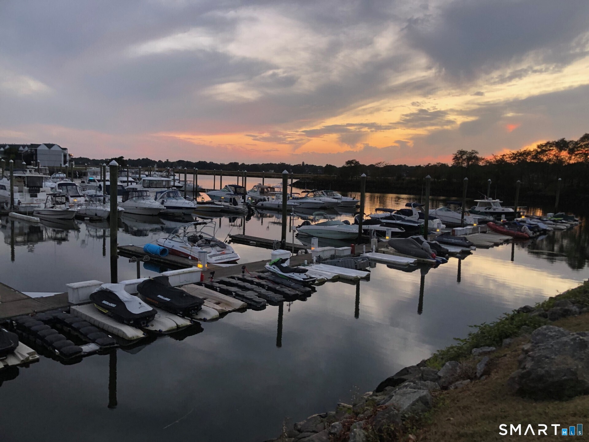 275 Popes Island Road Milford CT 06461