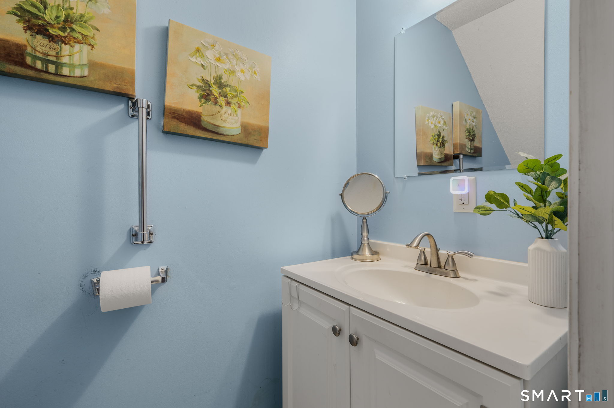 17 Lakeside Drive Ledyard CT 06339