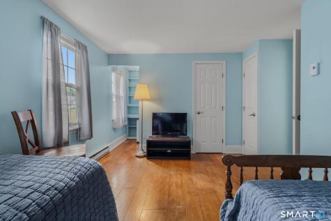 17 Lakeside Drive Ledyard CT 06339
