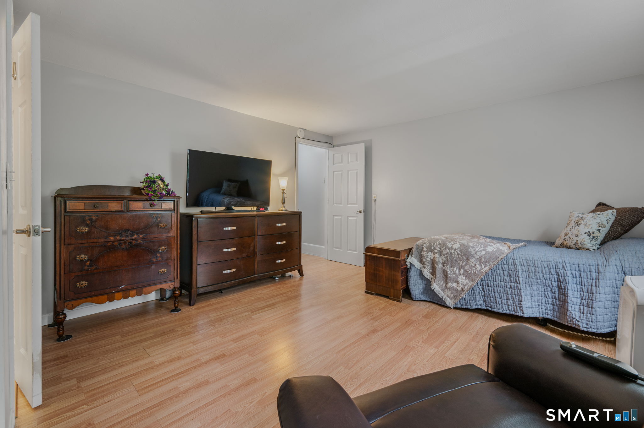 17 Lakeside Drive Ledyard CT 06339