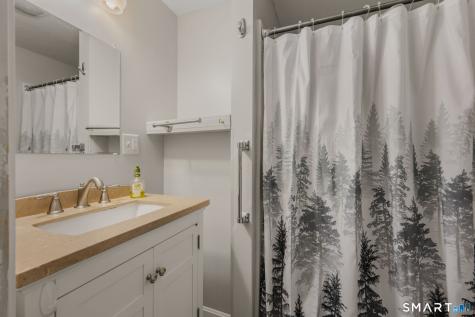 17 Lakeside Drive Ledyard CT 06339