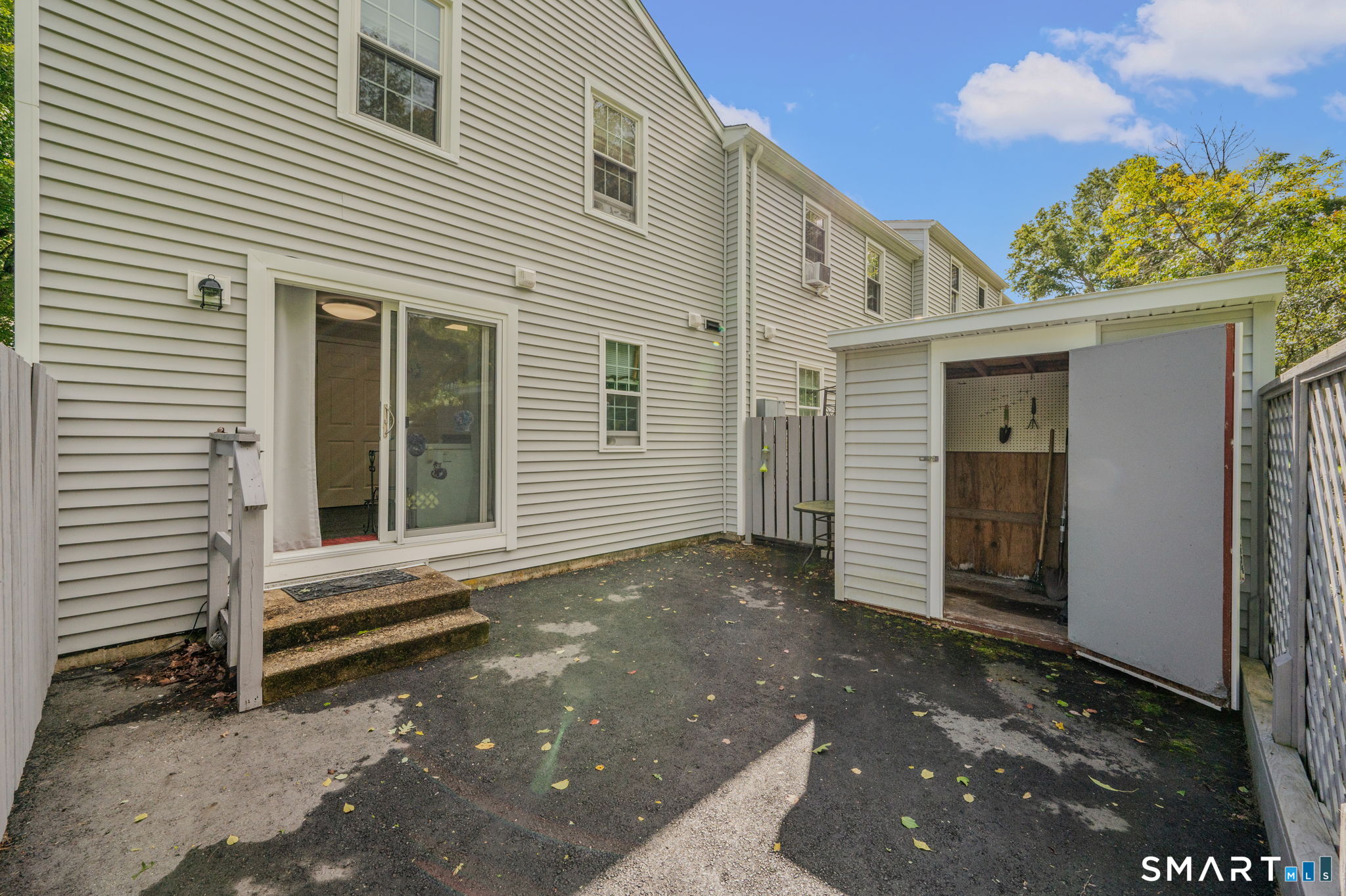 17 Lakeside Drive Ledyard CT 06339