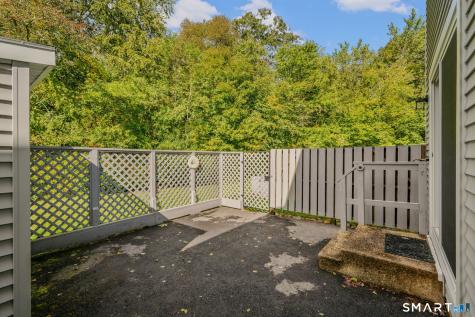 17 Lakeside Drive Ledyard CT 06339
