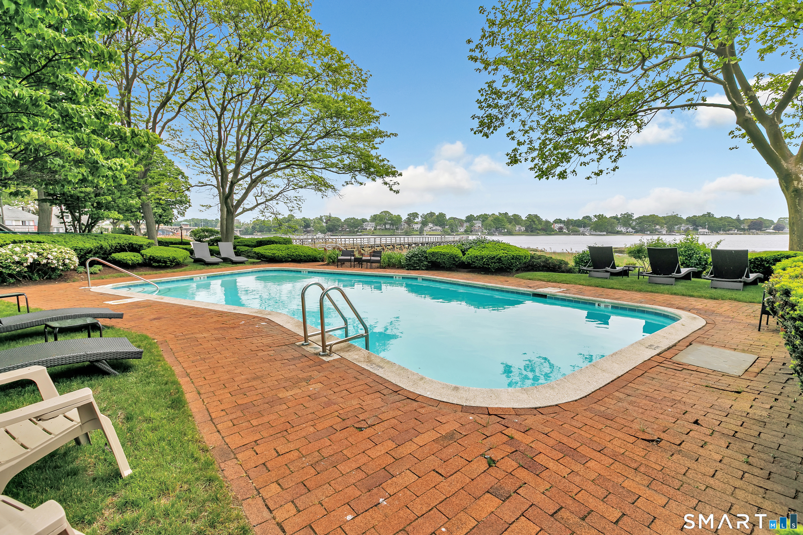 70 Ferry Court Stratford CT 06615