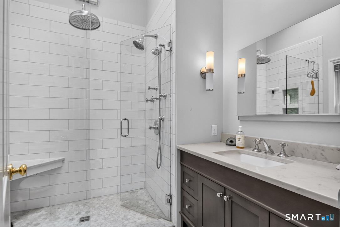 23 Blue Mountain Ridge Norwalk CT 06851