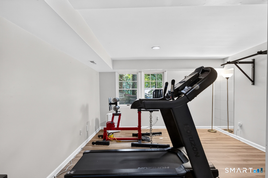 23 Blue Mountain Ridge Norwalk CT 06851
