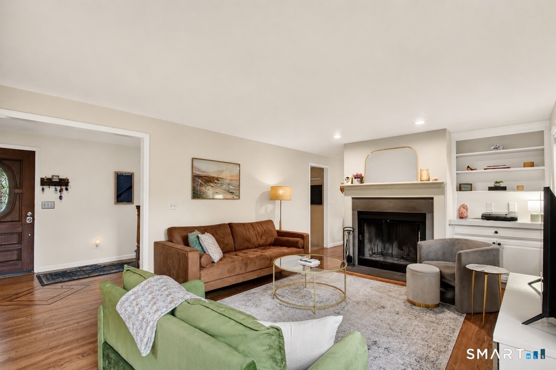23 Blue Mountain Ridge Norwalk CT 06851