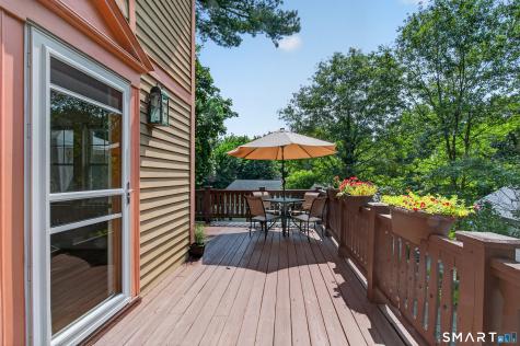 23 Blue Mountain Ridge Norwalk CT 06851