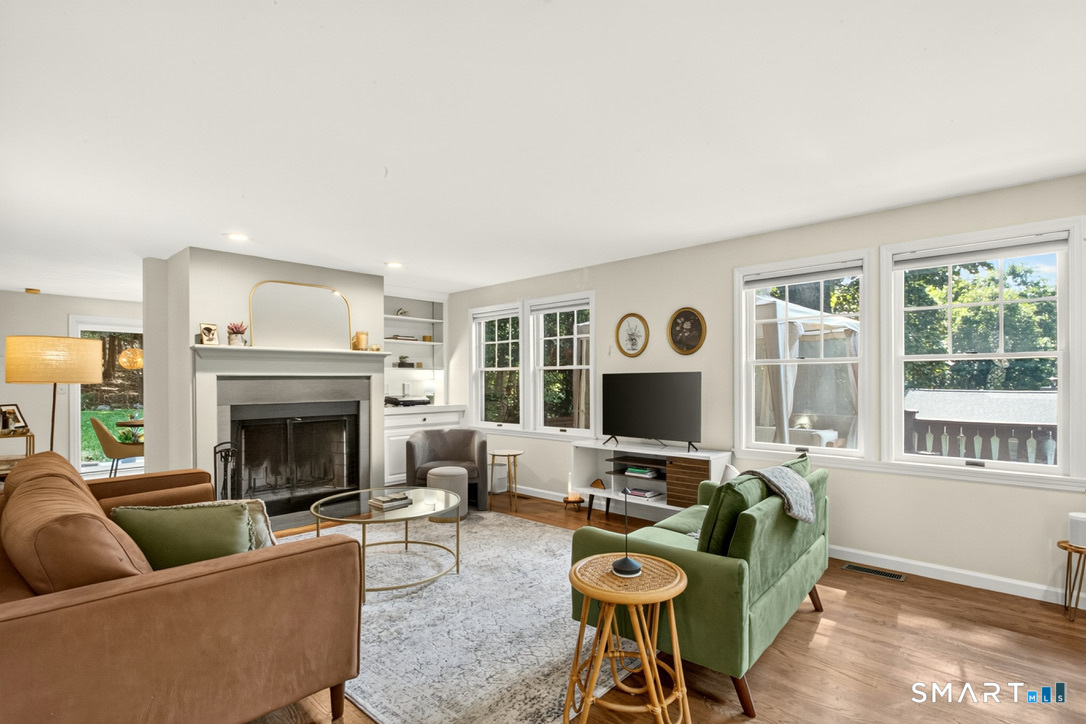 23 Blue Mountain Ridge Norwalk CT 06851