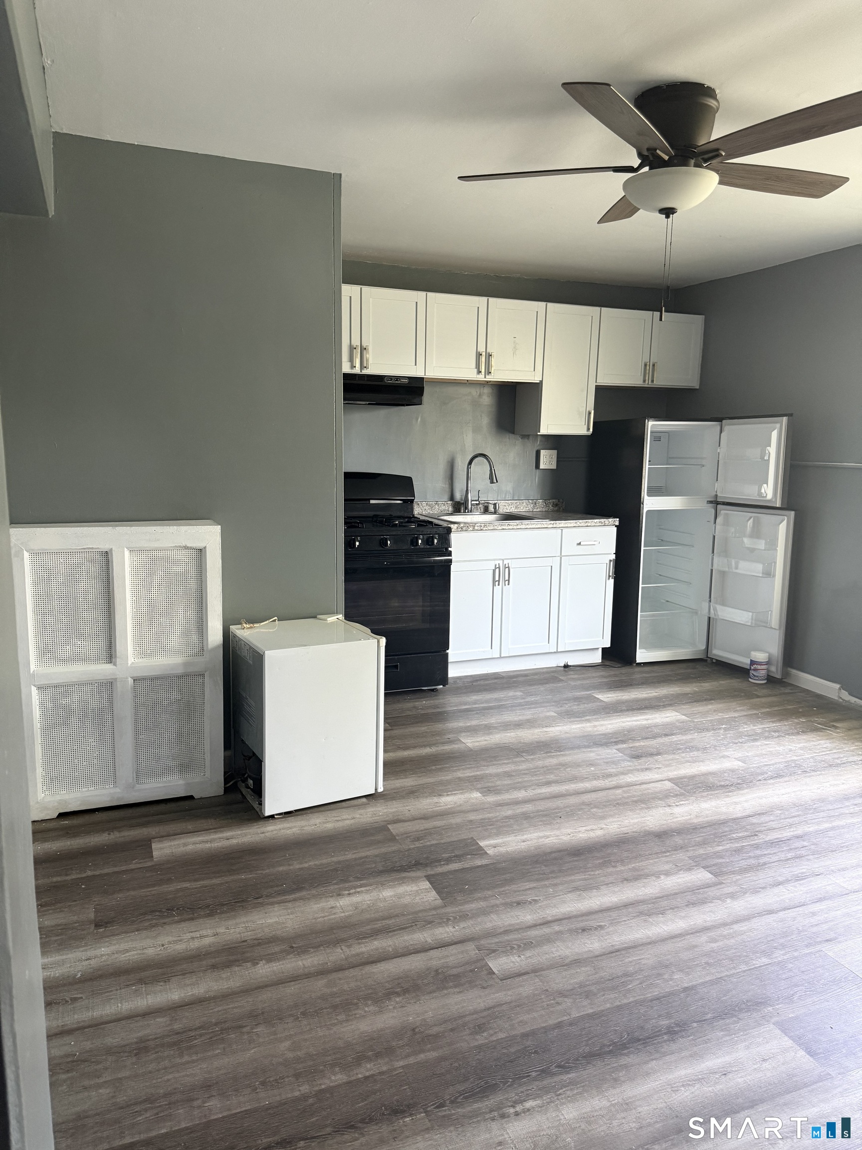355 Granfield Avenue Bridgeport CT 06610