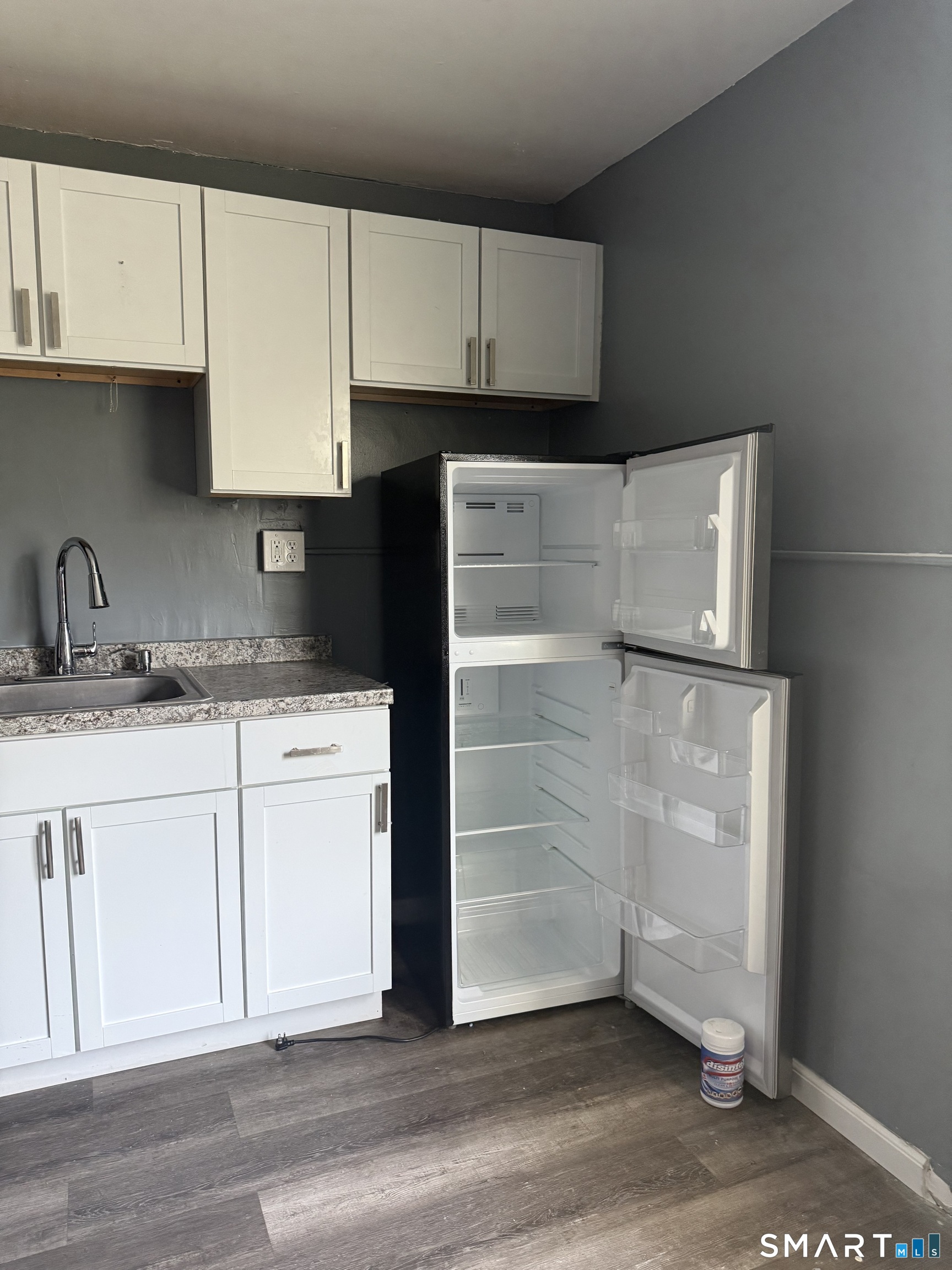 355 Granfield Avenue Bridgeport CT 06610