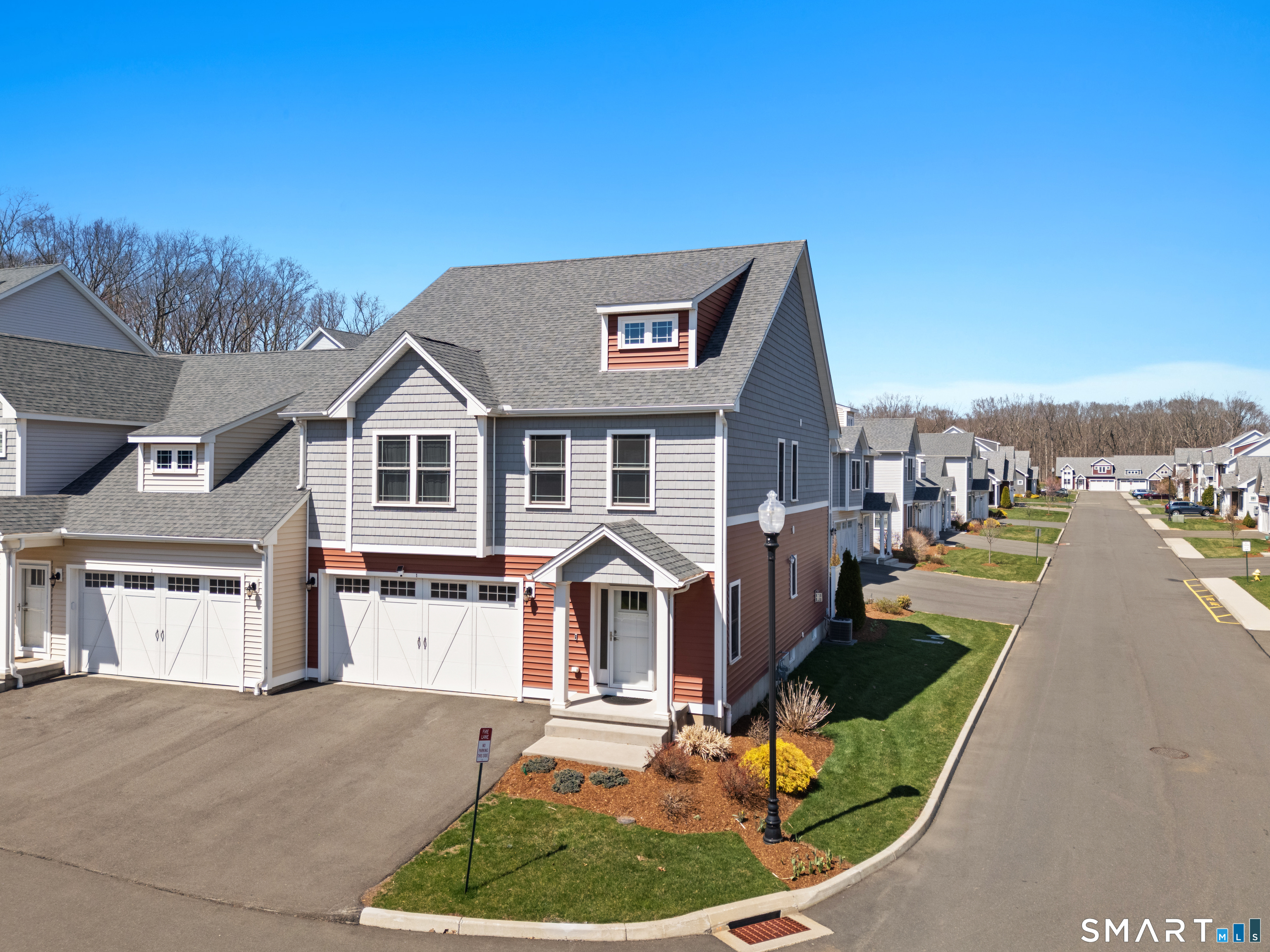 1 Newbury Court North Haven CT 06473