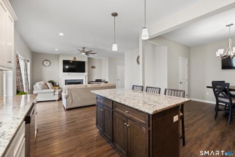 1 Newbury Court North Haven CT 06473