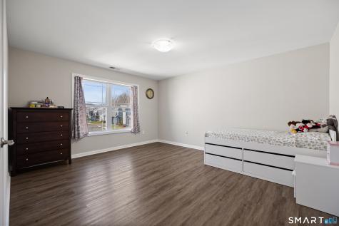 1 Newbury Court North Haven CT 06473