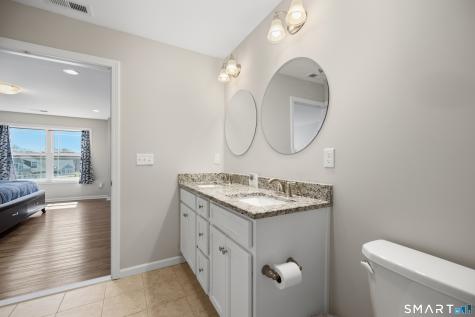 1 Newbury Court North Haven CT 06473