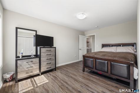 1 Newbury Court North Haven CT 06473