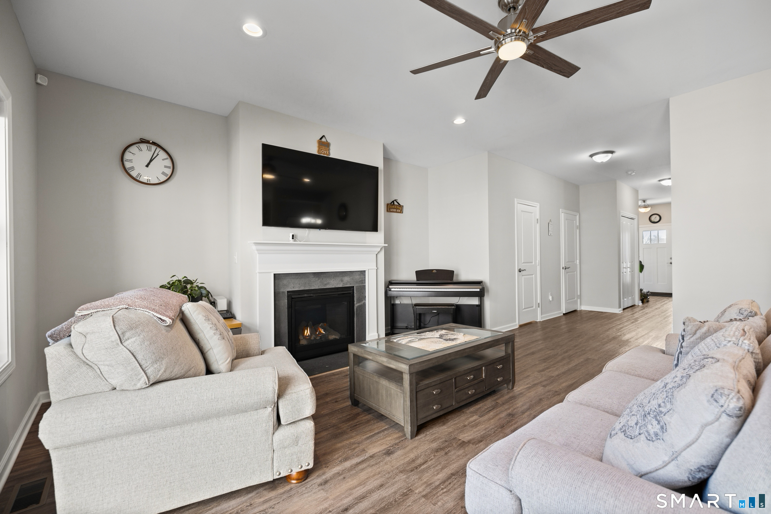 1 Newbury Court North Haven CT 06473