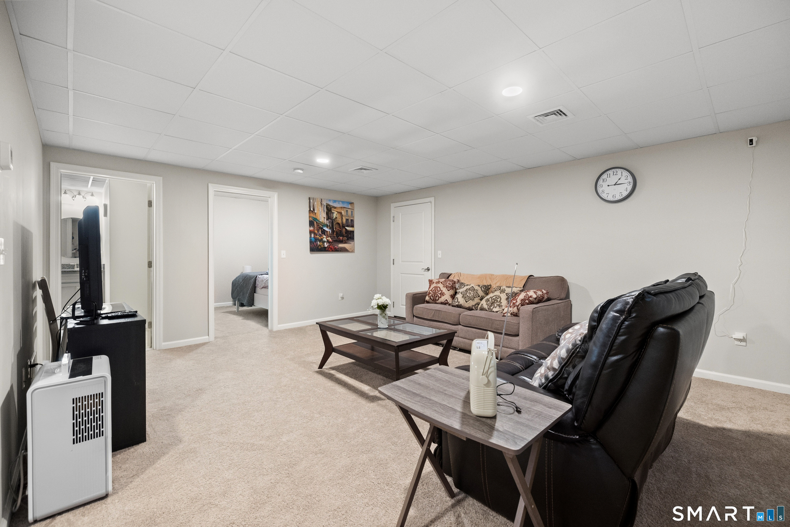 1 Newbury Court North Haven CT 06473