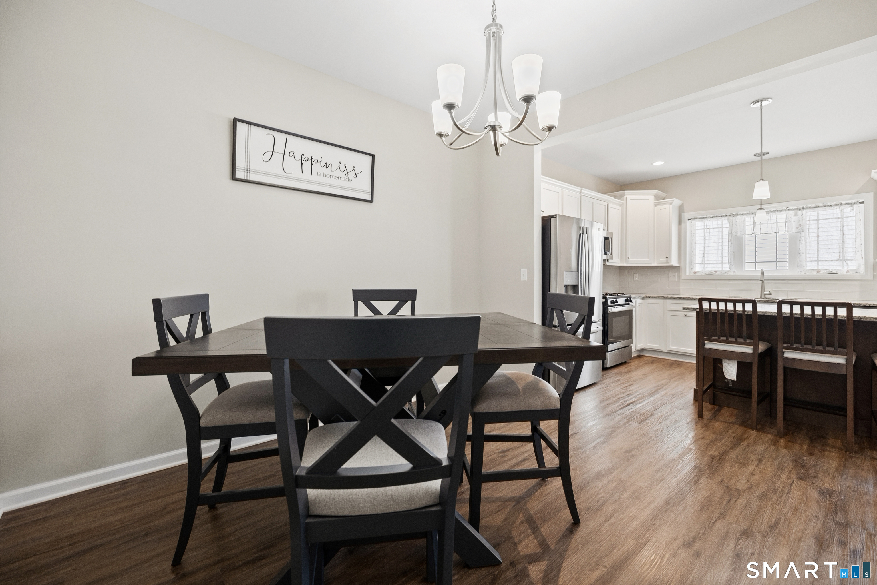 1 Newbury Court North Haven CT 06473