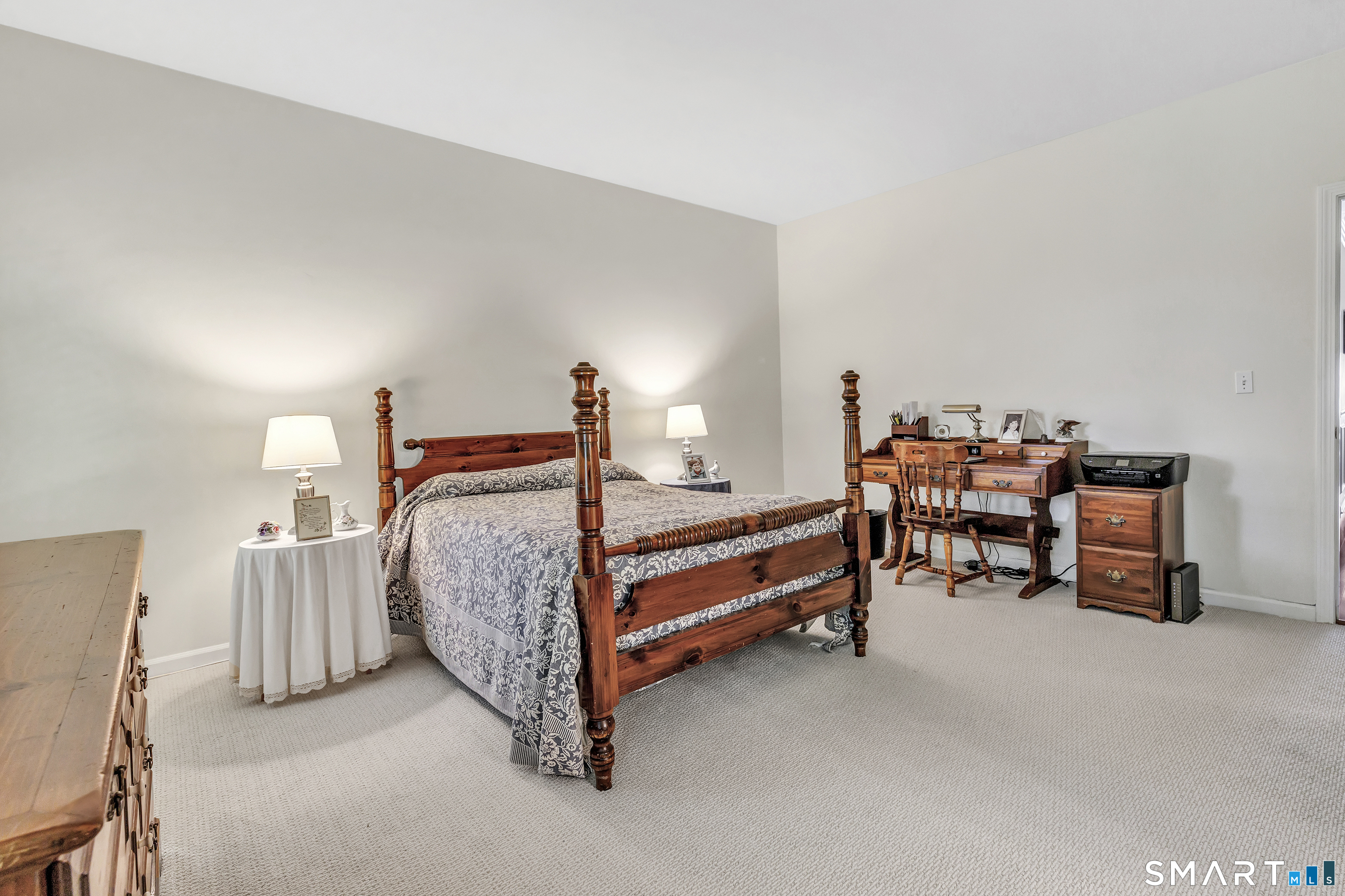 182 Summerfield Gardens Shelton CT 06484