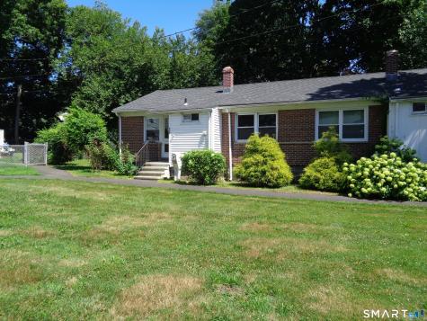 318 Stonybrook Road Stratford CT 06614