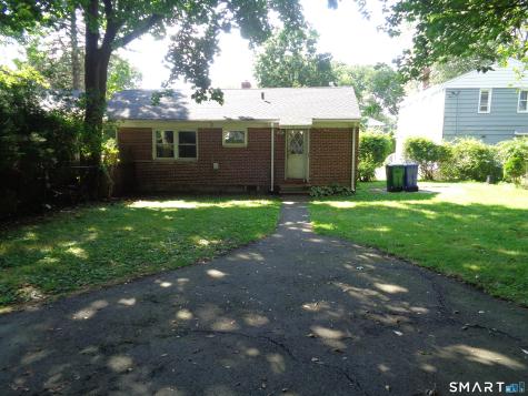 318 Stonybrook Road Stratford CT 06614