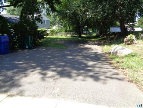 318 Stonybrook Road Stratford CT 06614