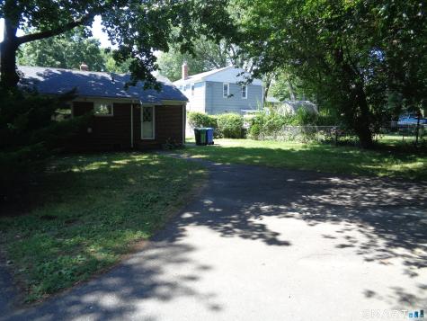 318 Stonybrook Road Stratford CT 06614