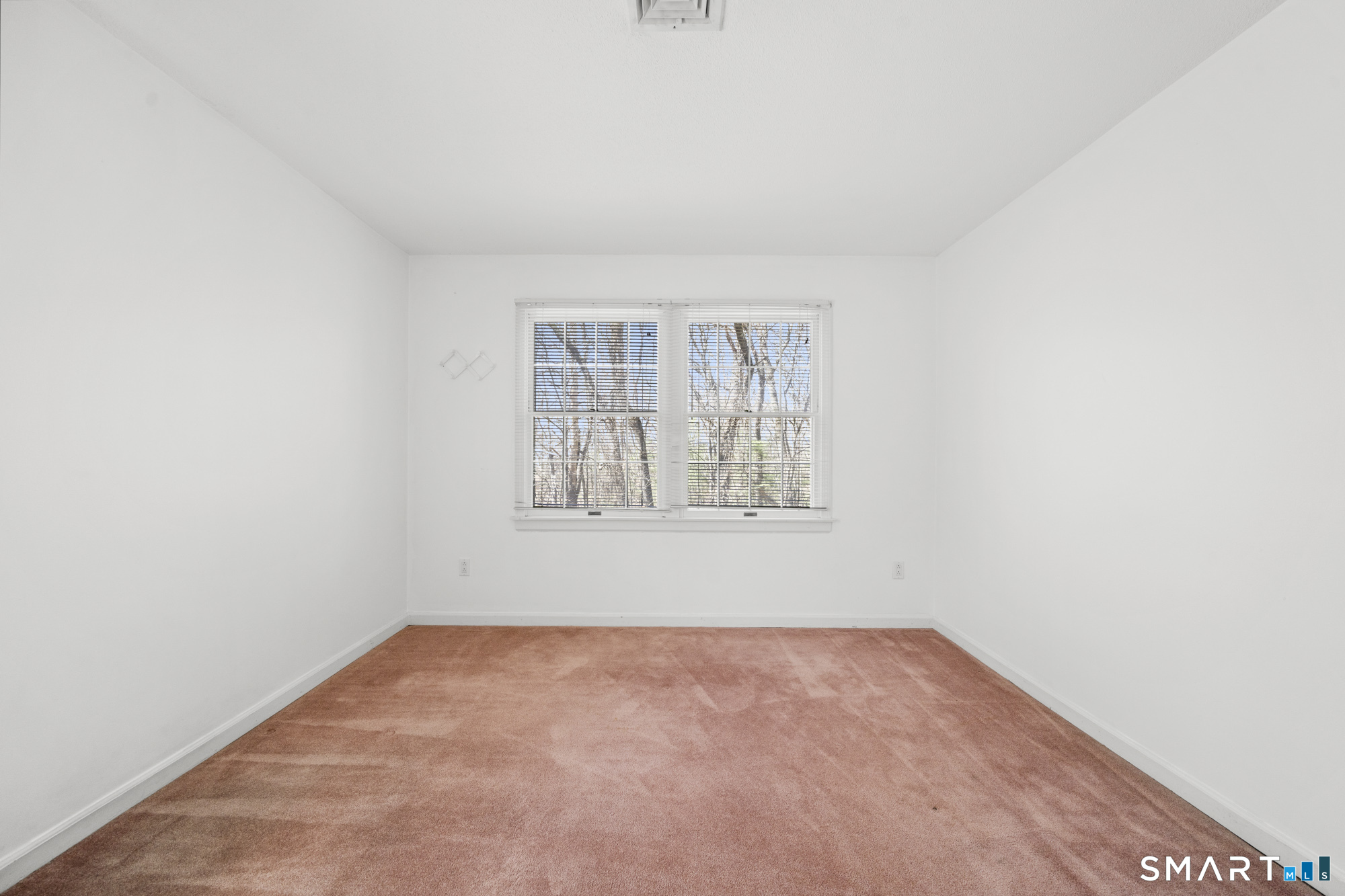7 Concorde Way Windsor Locks CT 06096