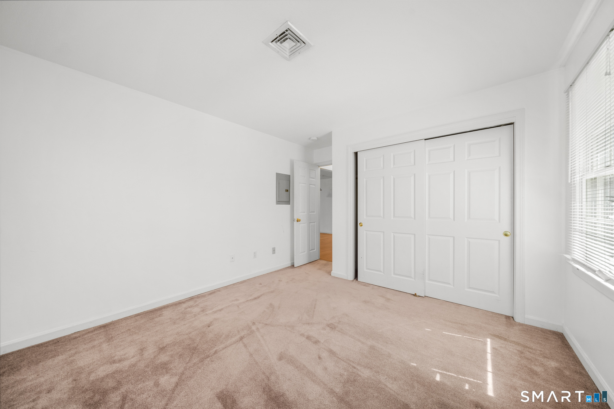 7 Concorde Way Windsor Locks CT 06096