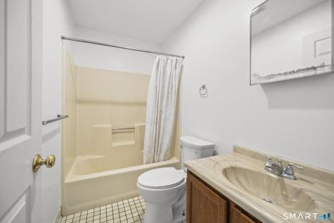 7 Concorde Way Windsor Locks CT 06096