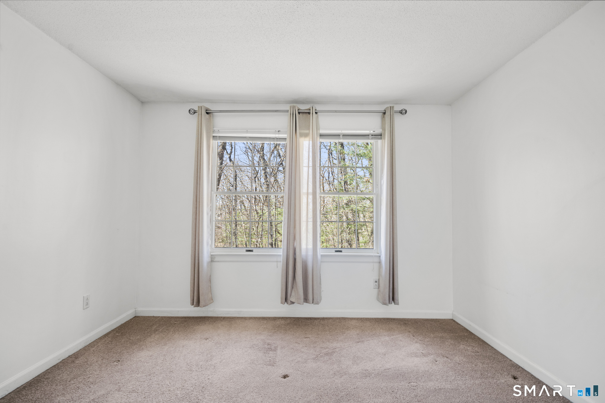 7 Concorde Way Windsor Locks CT 06096