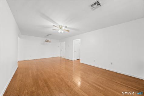 7 Concorde Way Windsor Locks CT 06096