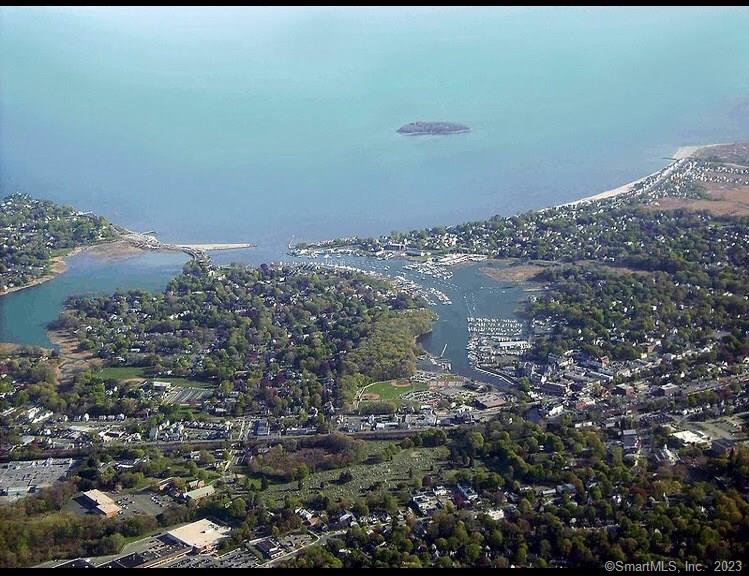 32 Shipyard Lane Milford CT 06460
