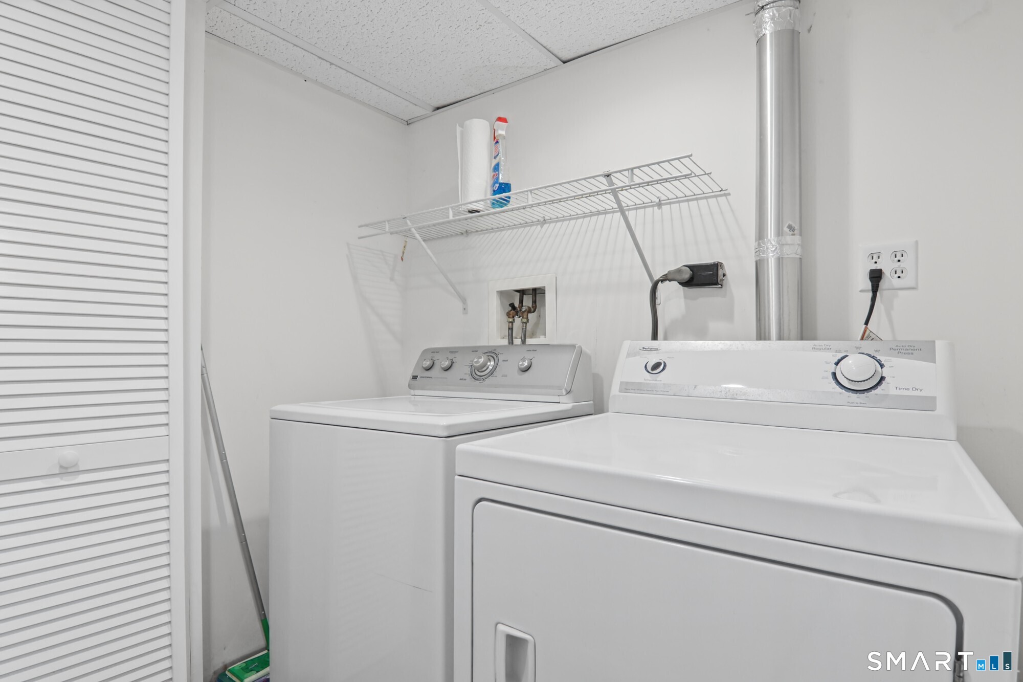 161 Peddlars Drive Branford CT 06405