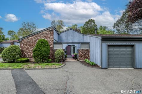 18 Hearthstone Drive Brookfield CT 06804