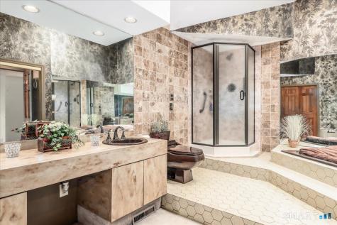 18 Hearthstone Drive Brookfield CT 06804