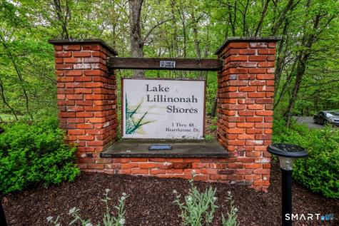 18 Hearthstone Drive Brookfield CT 06804