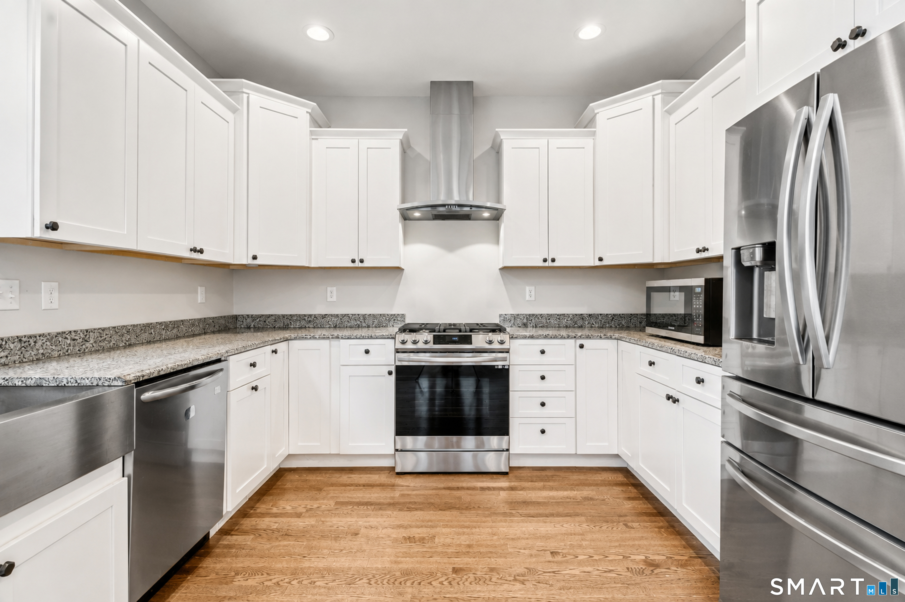 145 Mulholland Way North Haven CT 06473
