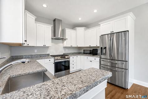 145 Mulholland Way North Haven CT 06473