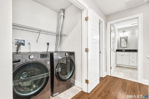145 Mulholland Way North Haven CT 06473