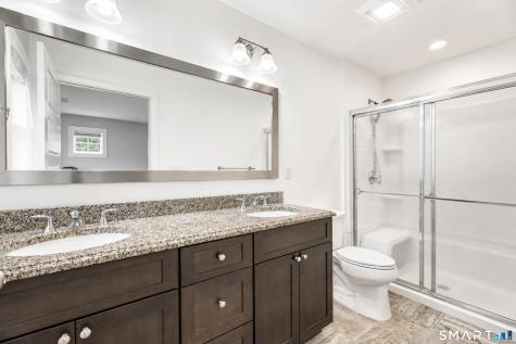 145 Mulholland Way North Haven CT 06473