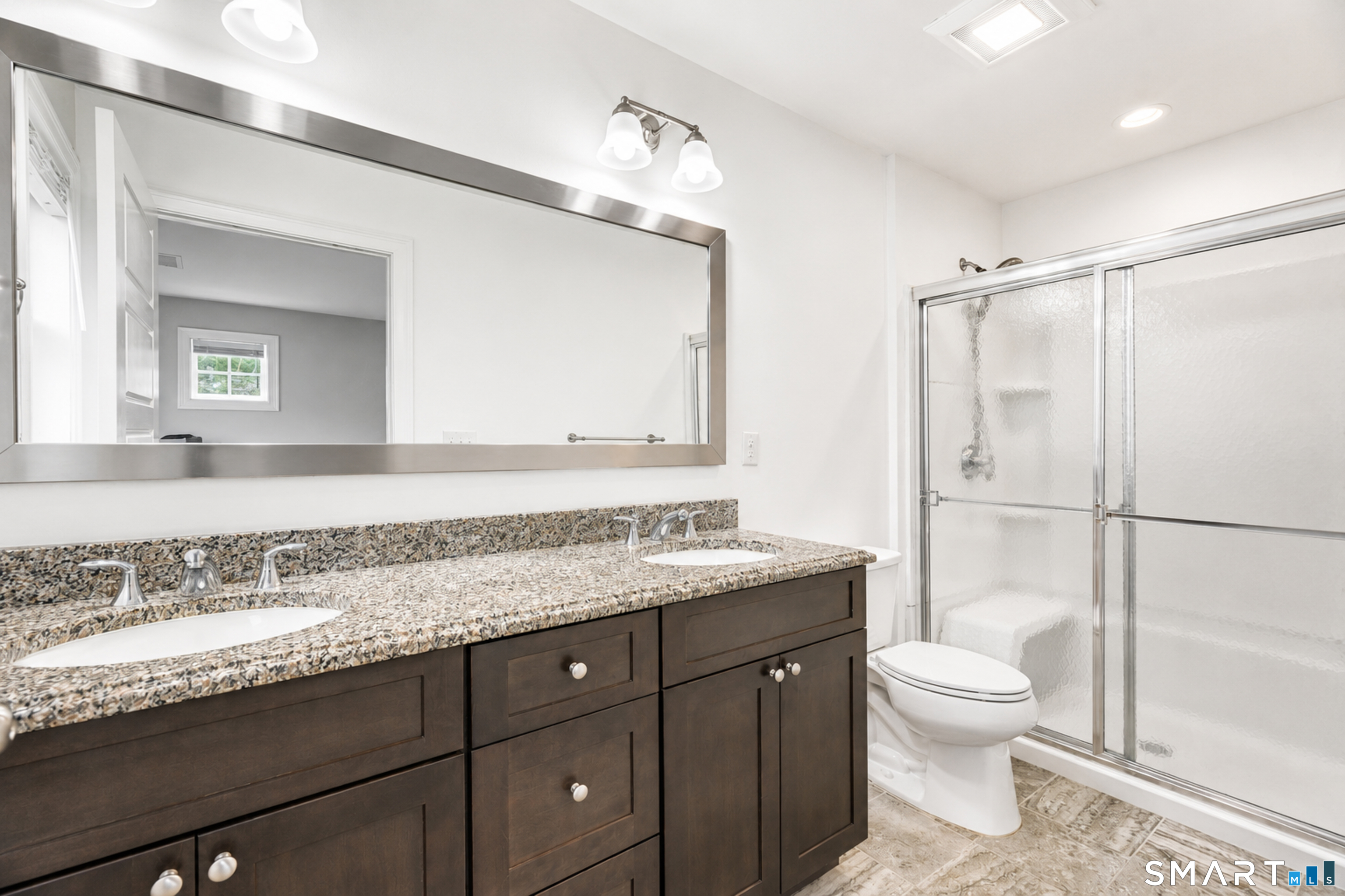 145 Mulholland Way North Haven CT 06473