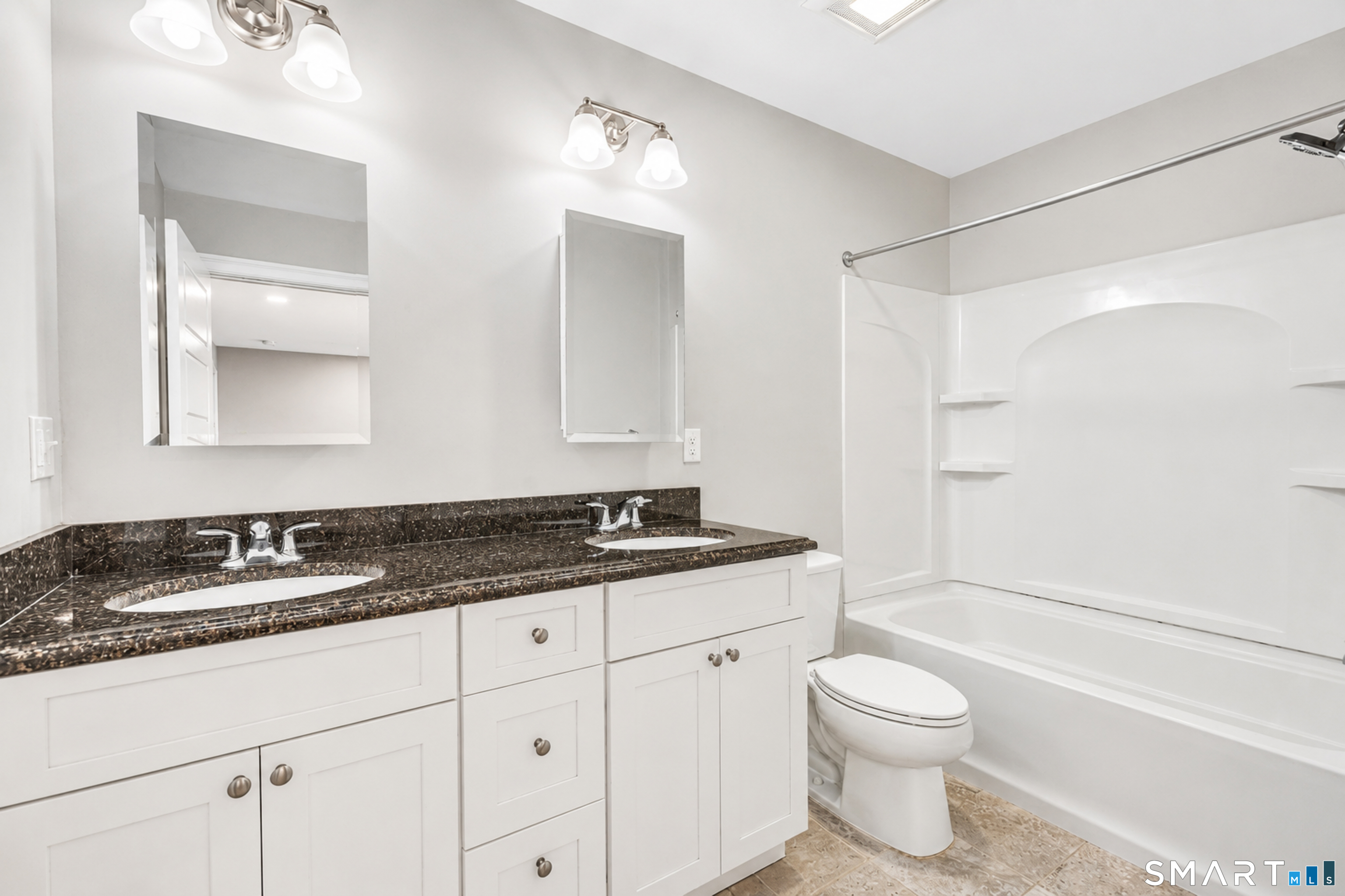 145 Mulholland Way North Haven CT 06473