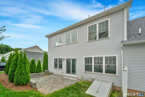 145 Mulholland Way North Haven CT 06473