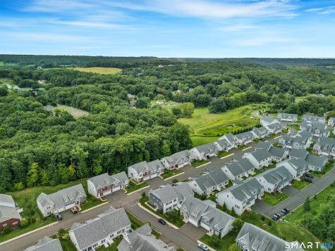145 Mulholland Way North Haven CT 06473