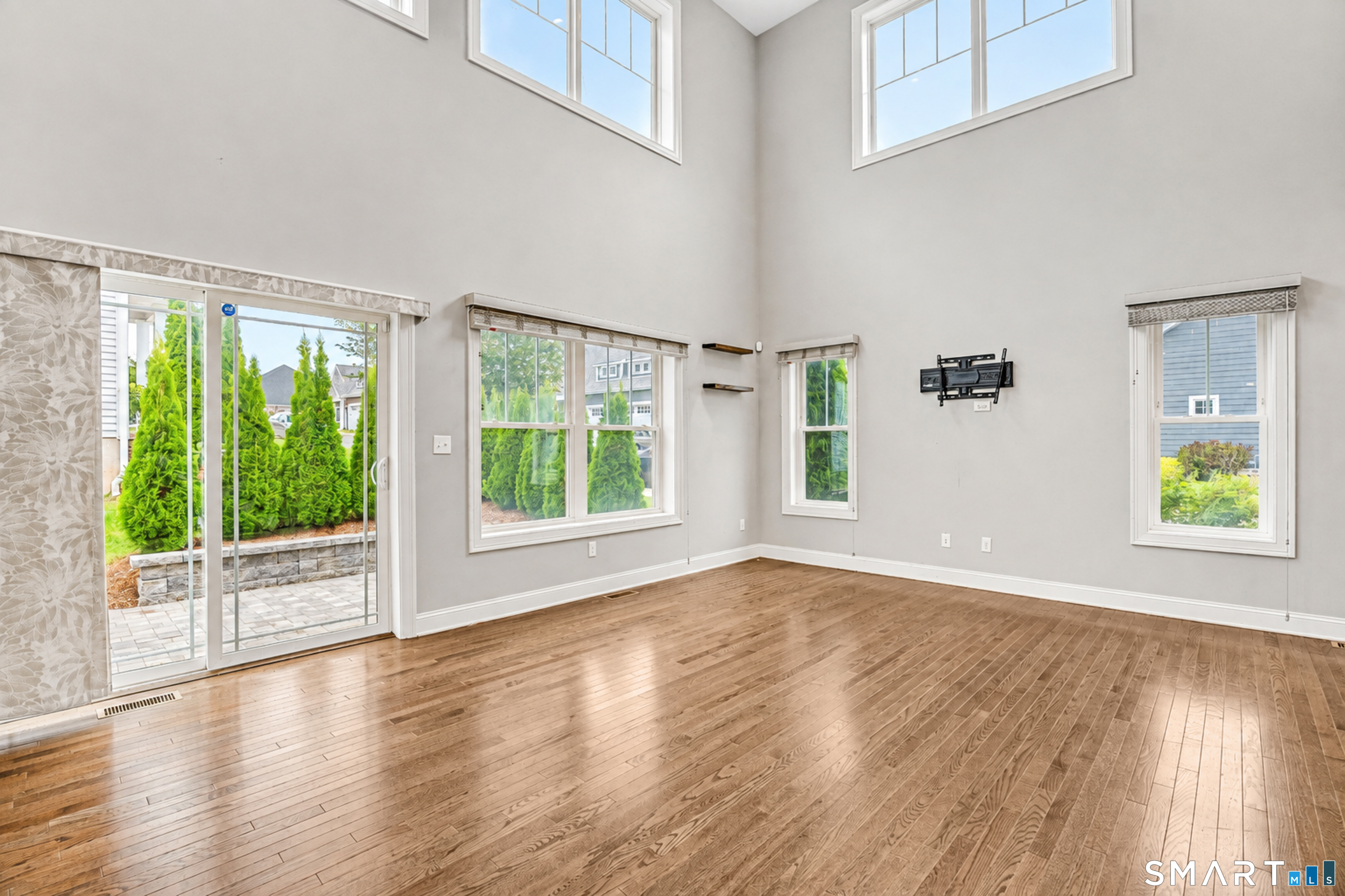 145 Mulholland Way North Haven CT 06473