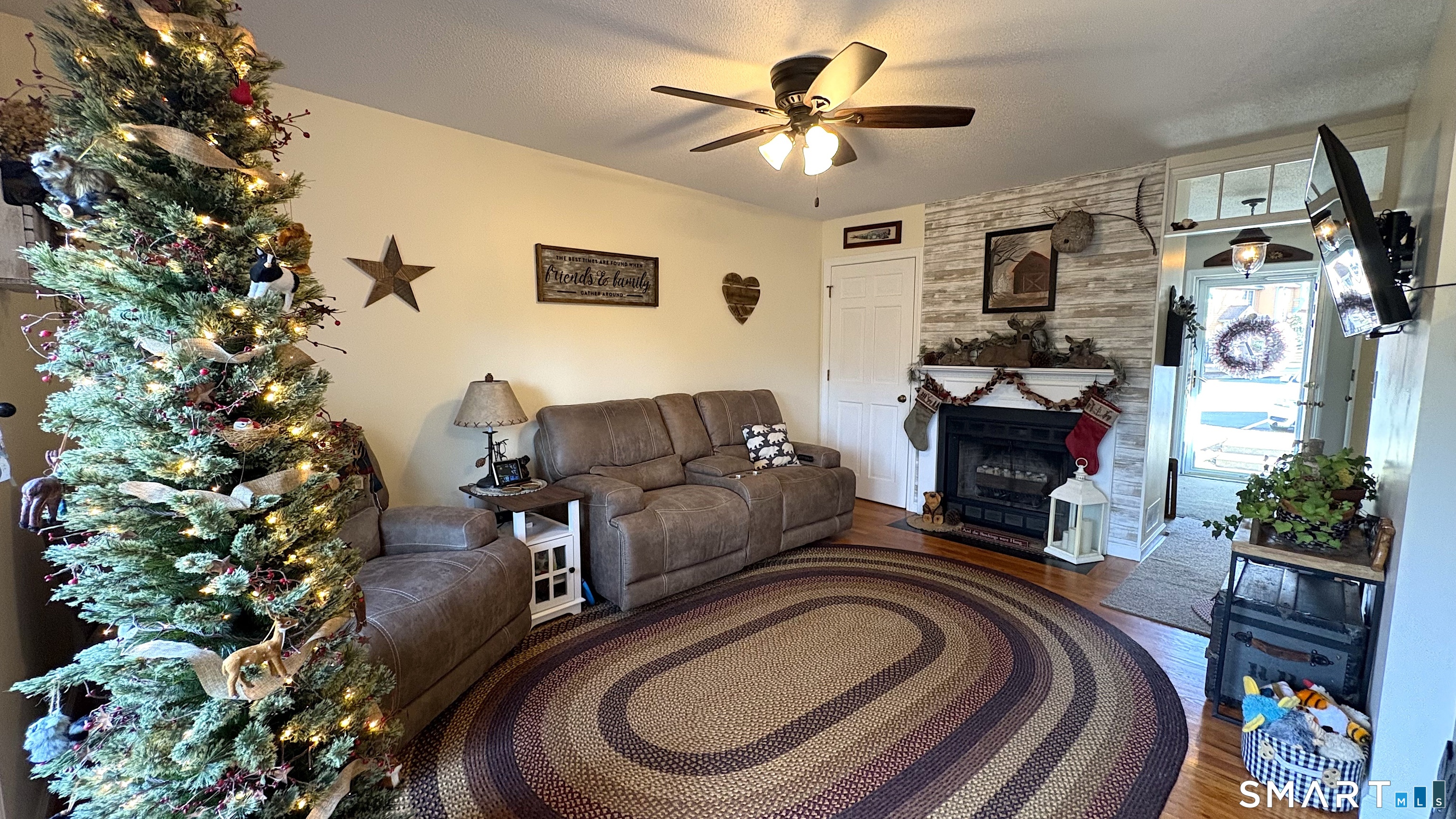 30 Julia Court East Windsor CT 06016