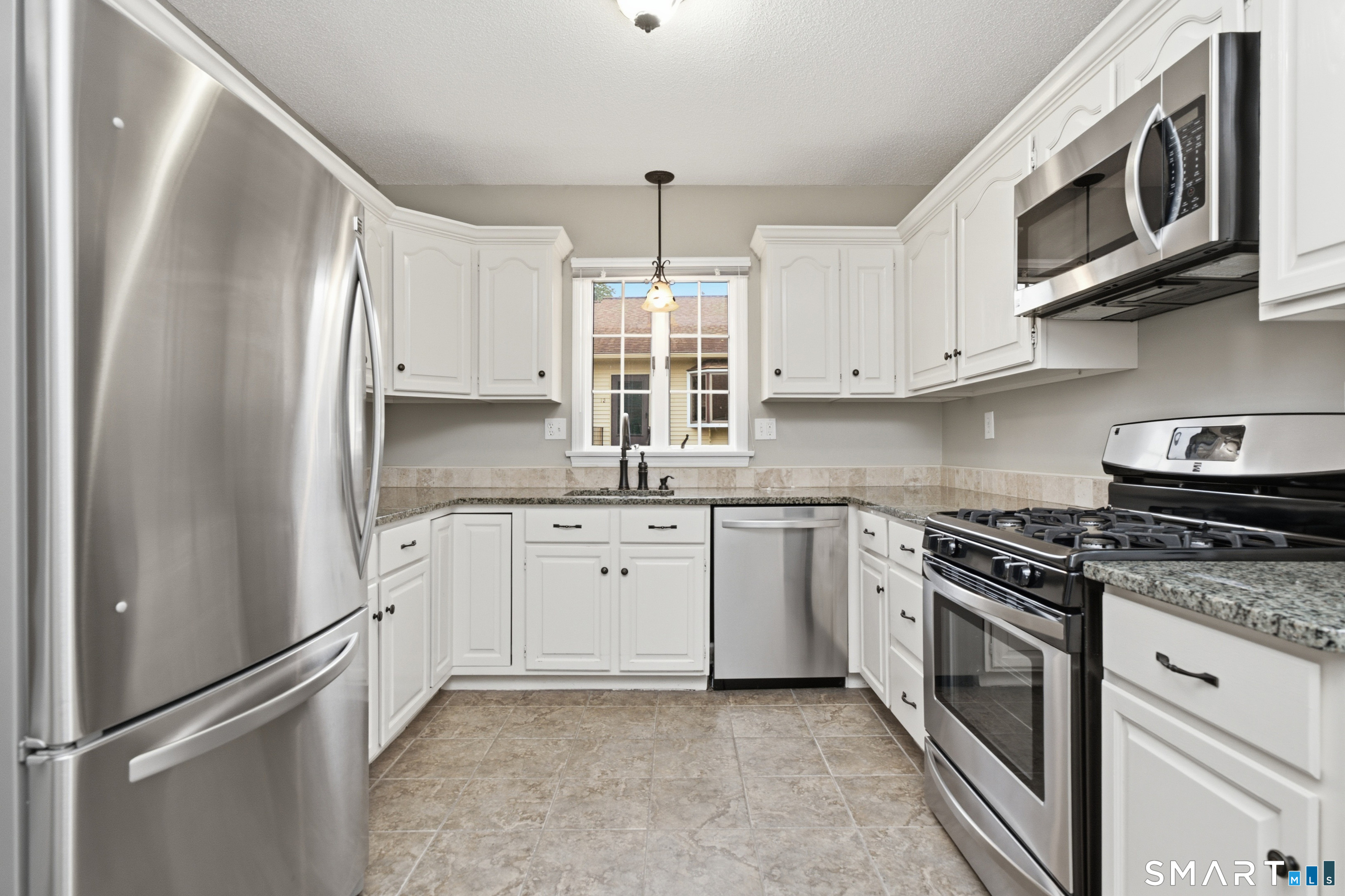 14 Rockhaven Drive Glastonbury CT 06033