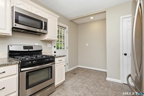 14 Rockhaven Drive Glastonbury CT 06033